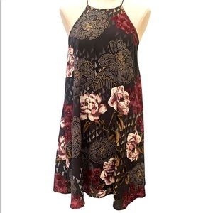 Everly Dark Floral Halter Dress sz M